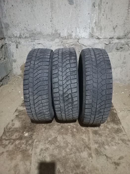 2 Шины 185/65 R15 зимние без шипов