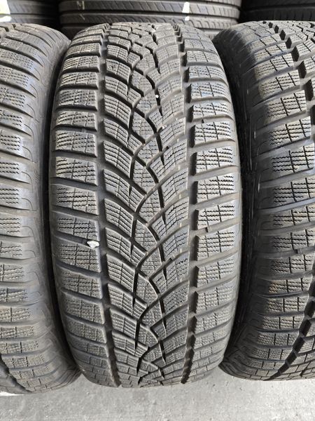 225/50/18 GOODYEAR 4бр
