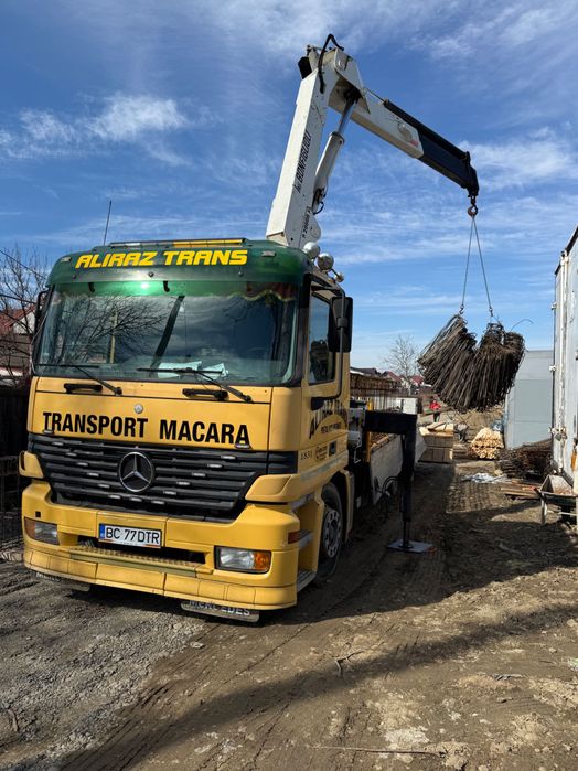 Închiriez camion cu macara/ efectuez transport