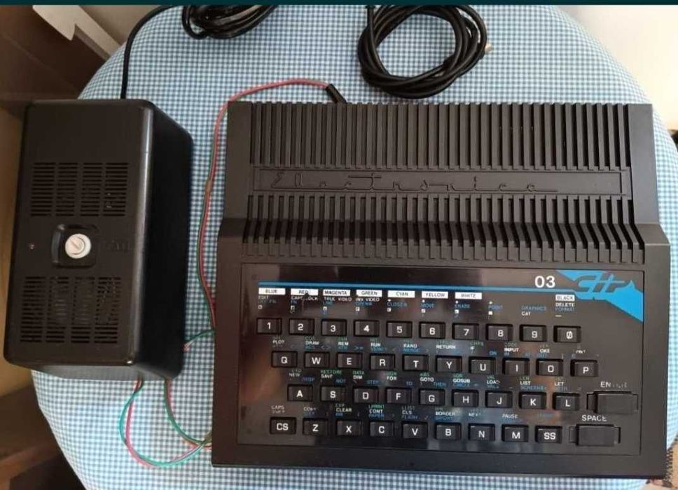 Calculator Cip 03, Romanesc,vechi  de colecție, Produs de Electronica