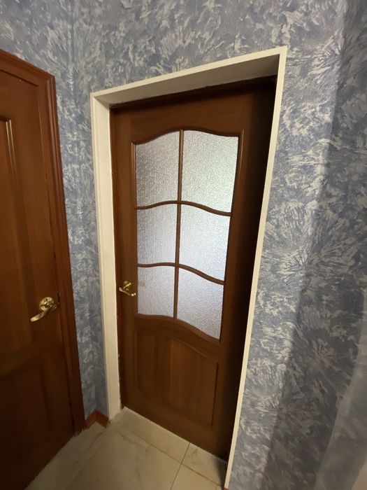 Продам двери межкомнатные