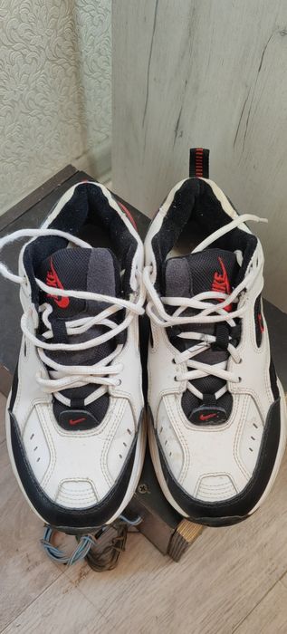 Кроссовки Nike 40-41 размер