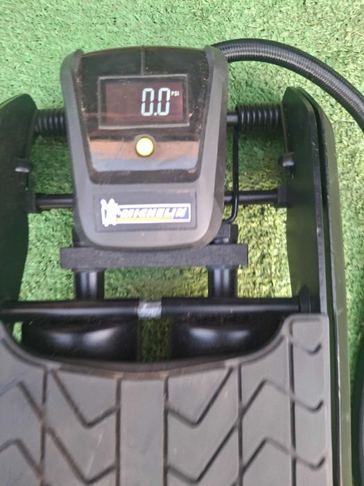 Крачна помпа мишелин с два цилиндъра