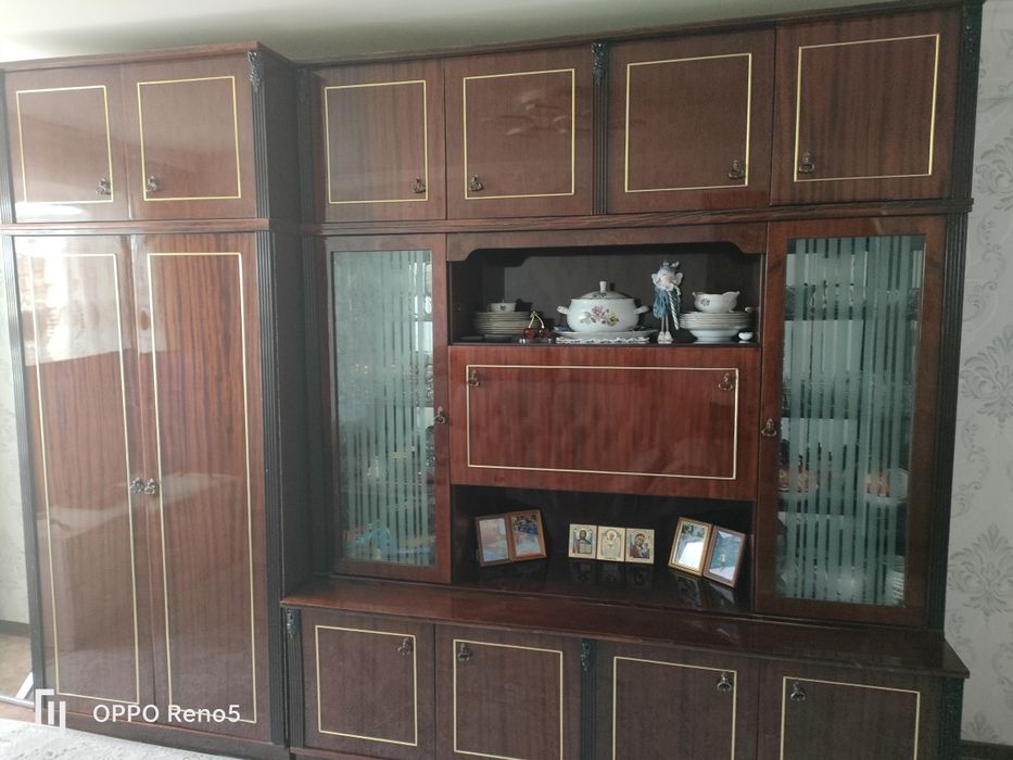 Горка(стенка) для гостиной