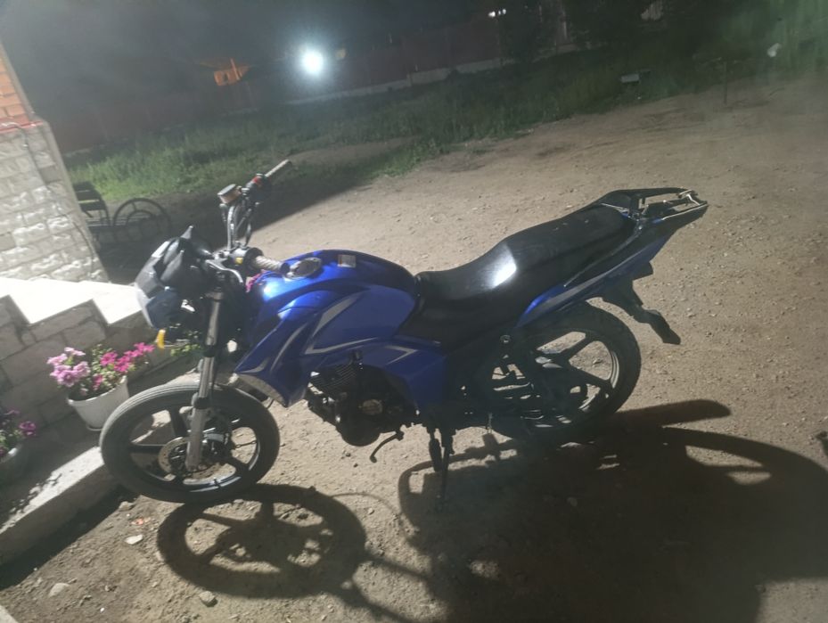 мотоцикл 150 куб