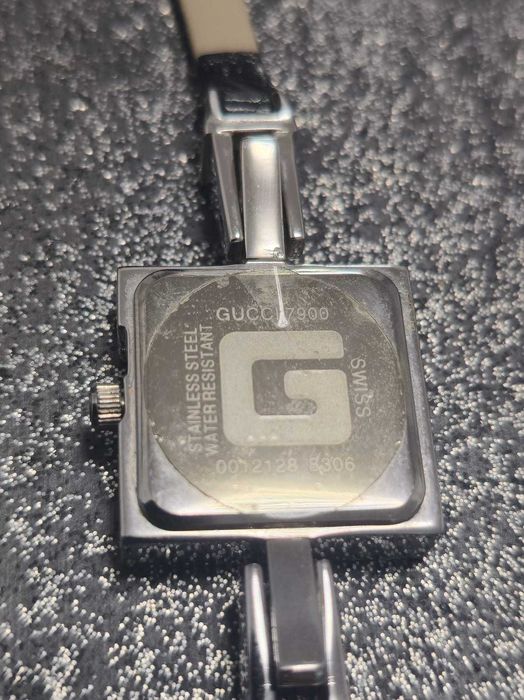 ceas de damă Gucci, modelul Gucci 7900