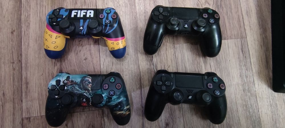Sony Playstation 4 1TB