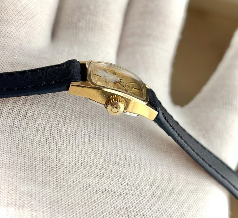 Omega De ville Механичен Дамски Часовник