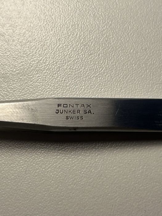 Vand pensete elvetiene ceasornicarie la pretul de 75 ron/pensetea