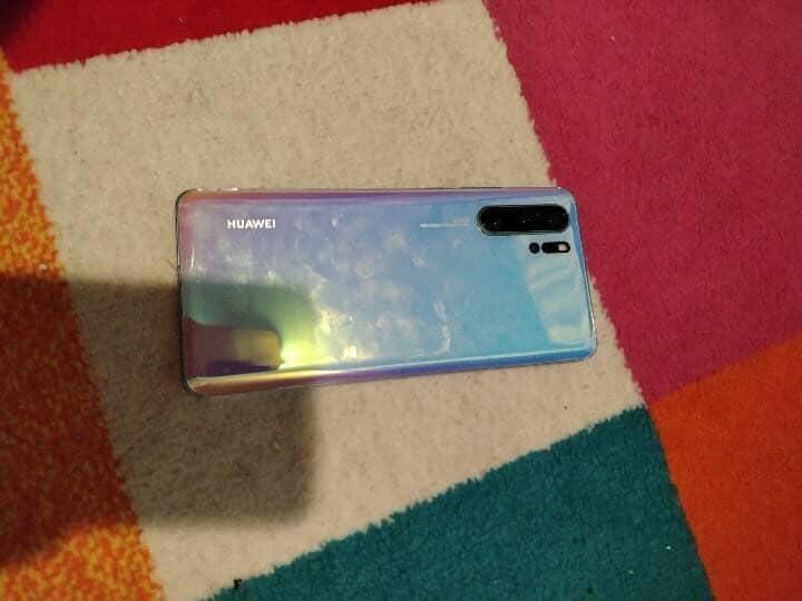 Vând Huawei p30 pro