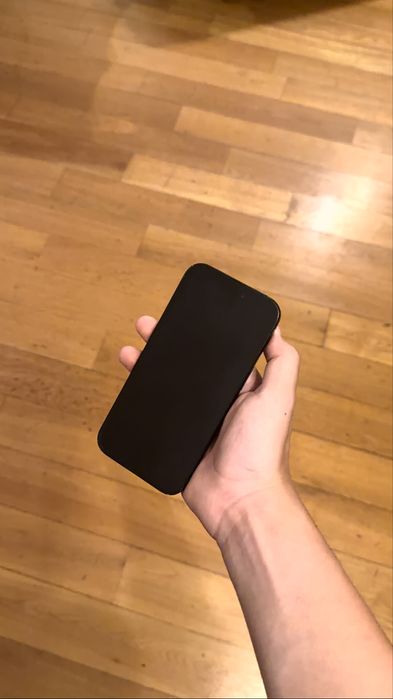 iPhone 15, 128GB