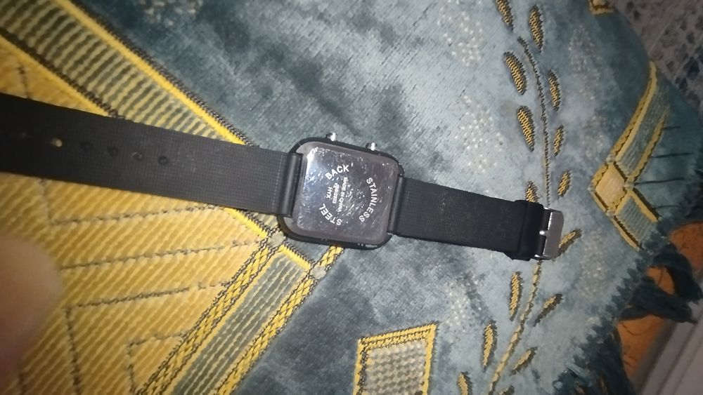 Продаю Наручные часы