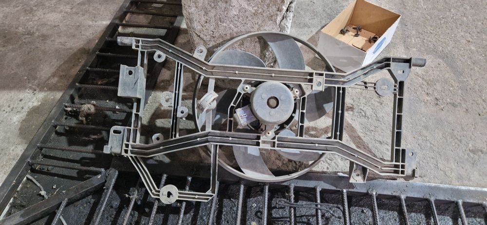 Ventilator Dacia Logan Sandero 2 1.2 benzina