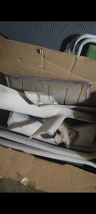 Обшивка салона Делика булка