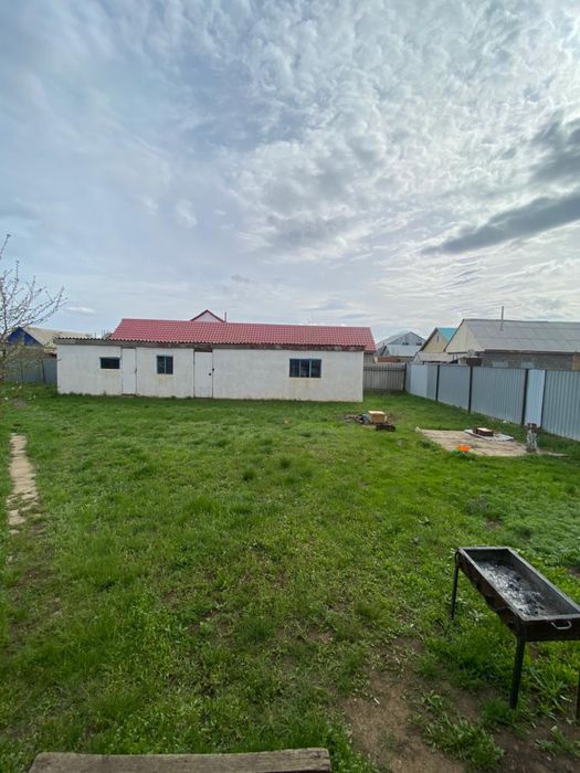 Продается дом с большим участком