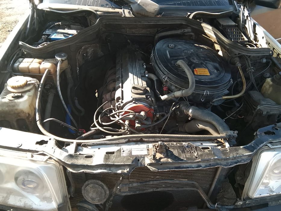 Продам mercedes 124 е260