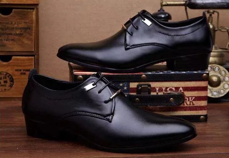 Pantofi negri size 40. Model bussiness pentru ocazii deosebite. NOI!