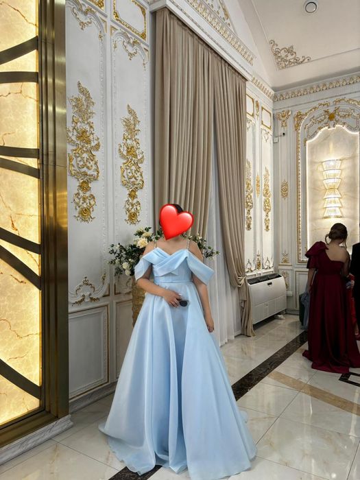 Продам элегантное платье