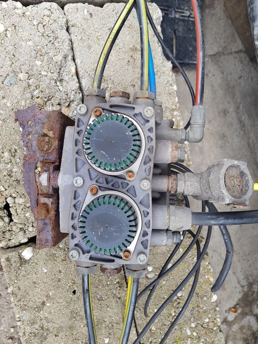 Knorr Bremse ES2060 ES2053 ES2050 Haldex 820007191 supapa centrala sem