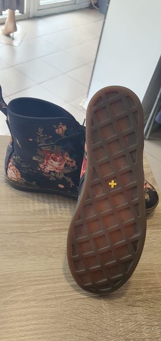 Ghete sport femei Dr Martens