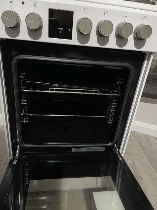 Продам газ плиту