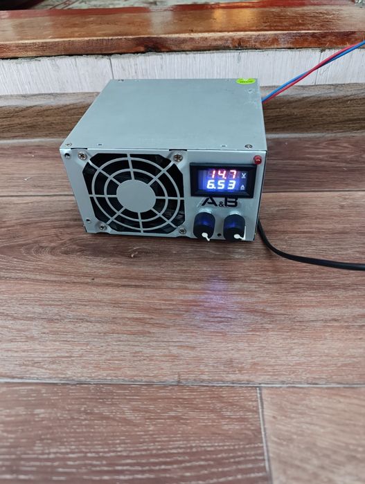 Зарядное устройство