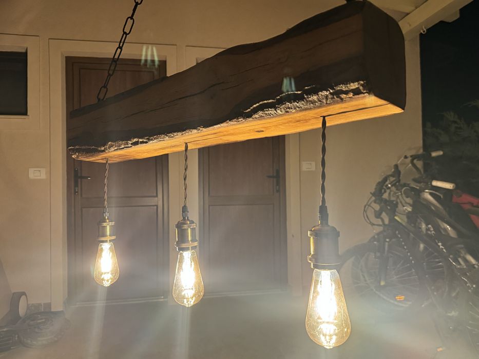 Candelabru din grinda veche de stejar