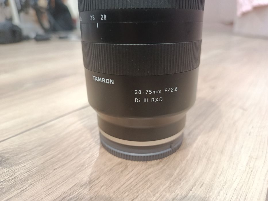 Объектив TAMRON 2.8