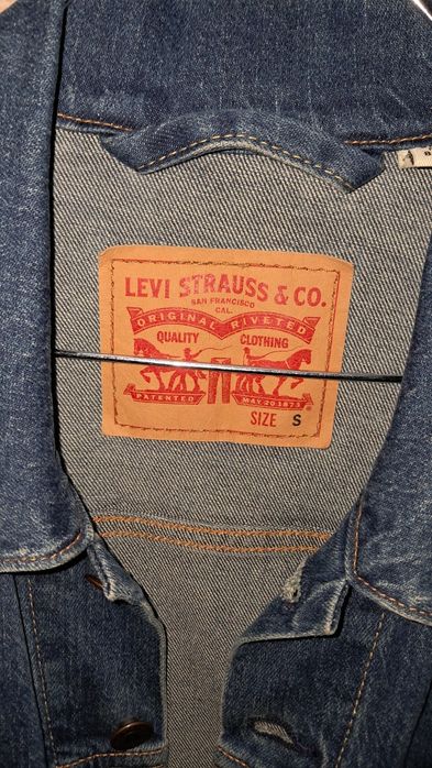 Джинсовая куртка Levi's