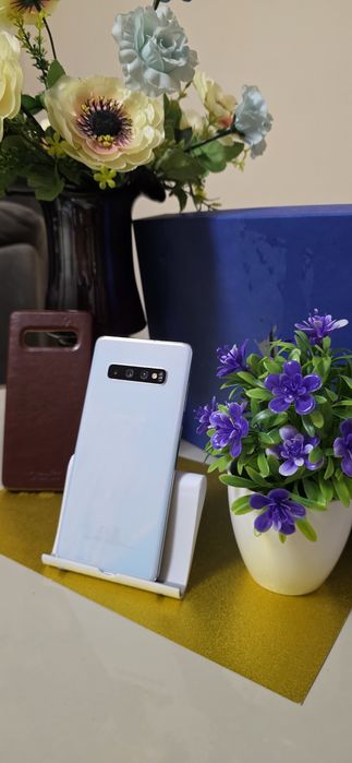 ‼️Samsung Galaxy S10 + 128Gb 8Ram 5G, 4K ,ca Nou‼️ pret 800 Lei neg max 50