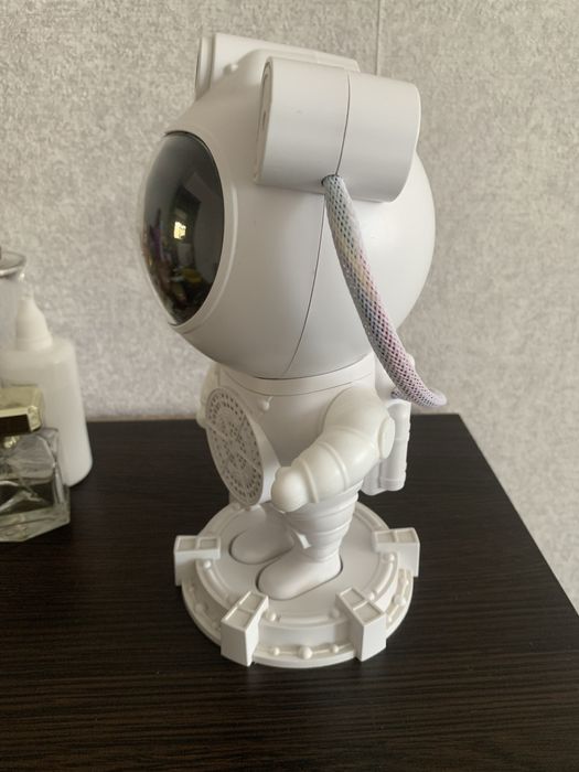 Ночник-проектор Космонавт