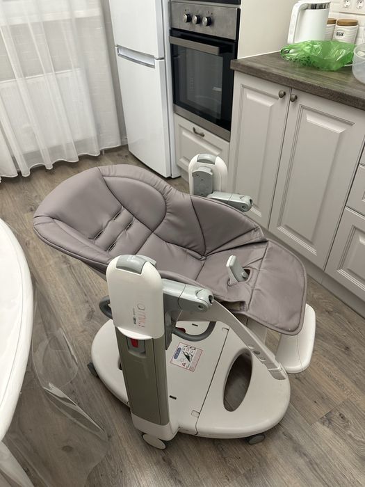 Стульчик для кормления Tatamia