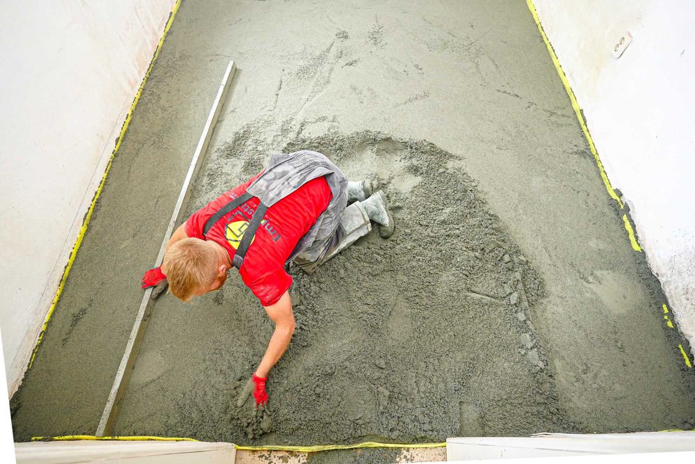 Turnare sapa mecanizata si finisare elicopterizata