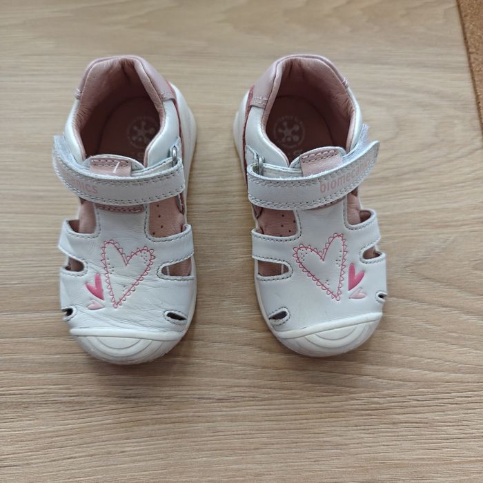 Sandale Biomecanics 22