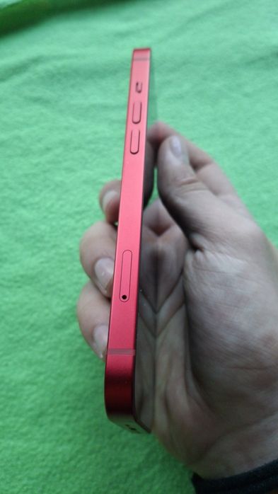 Iphone 13 Червен 87% 128gb