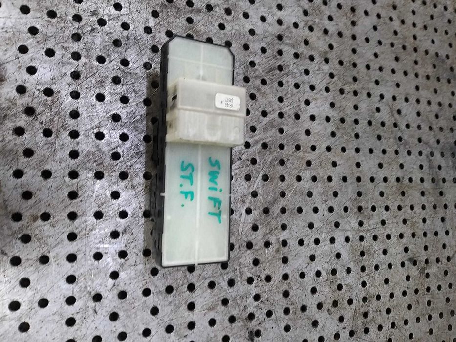 Bloc butoane geamuri electrice stanga fata suzuki swift 3 62j103407t