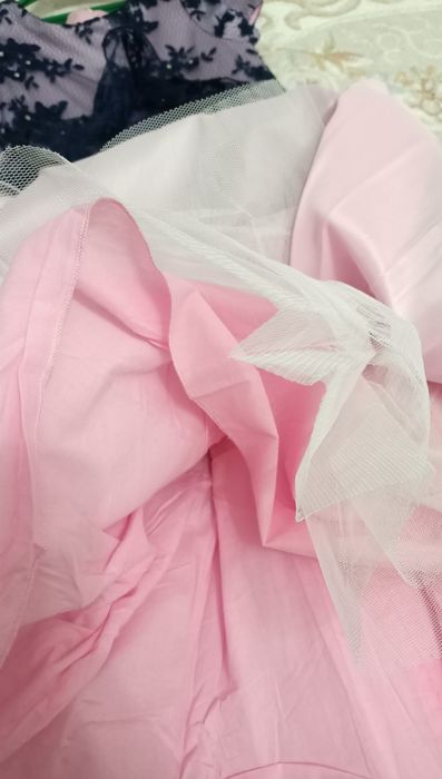 ПРОДАМ красивое платье на девочку