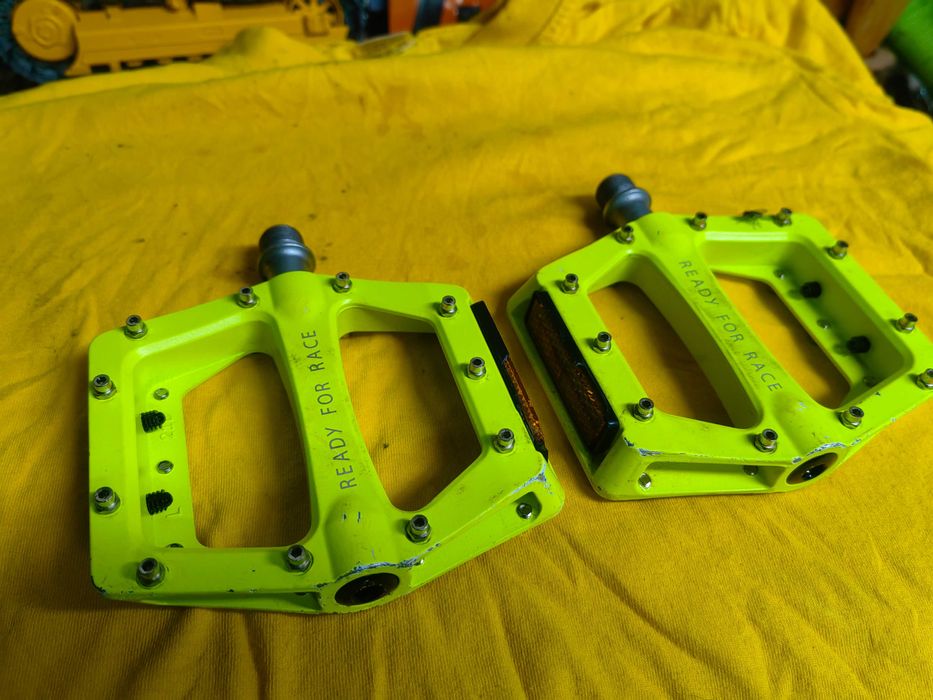 Педали платформени CUBE RFR FLAT RACE Neon yellow