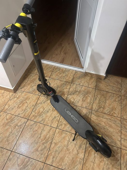 Vand trotineta electrica 850 ron