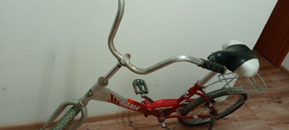 Продается велосипед Кама.