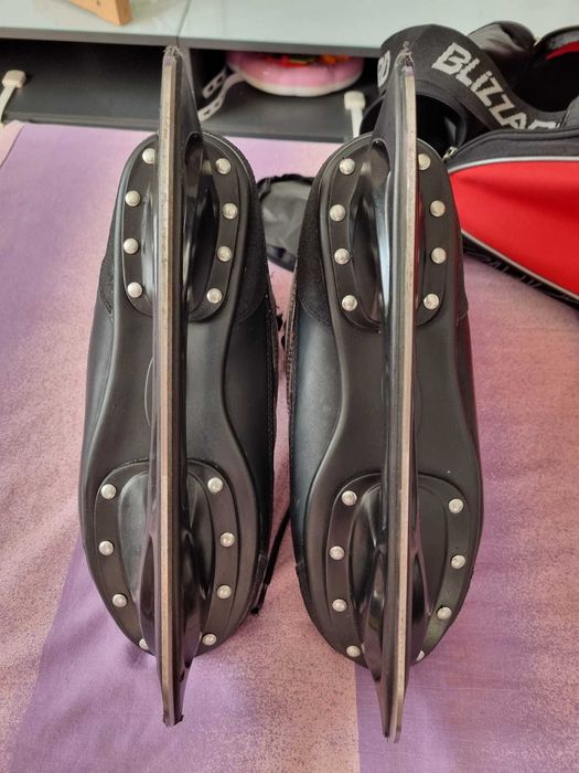 Patine head mărimea 45