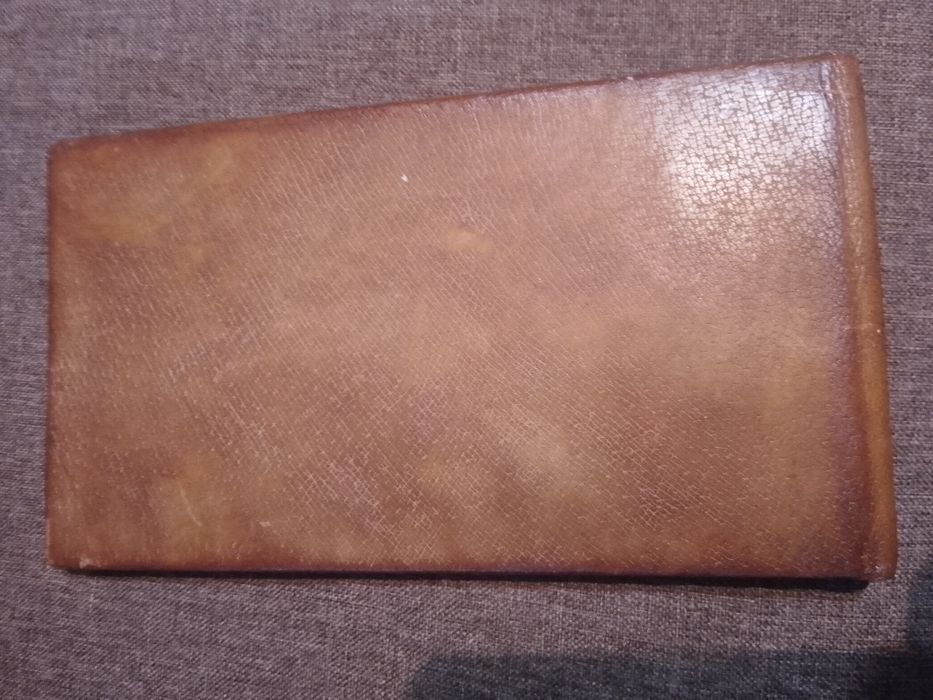 Кожена папка-10лв