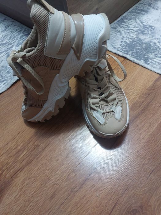 Кафяви дамски сникърси