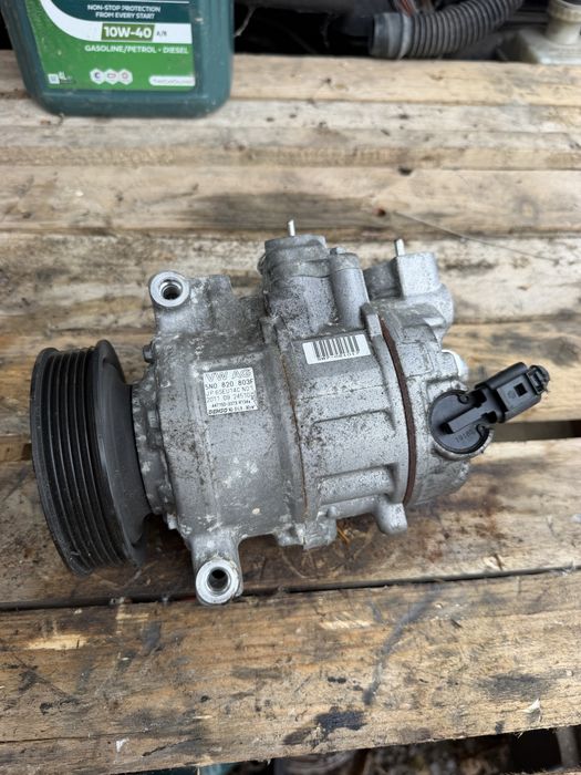Оригинален компресор климатик 5N0820803F Denso 6SEU14C за VW Golf Passat Audi Skoda