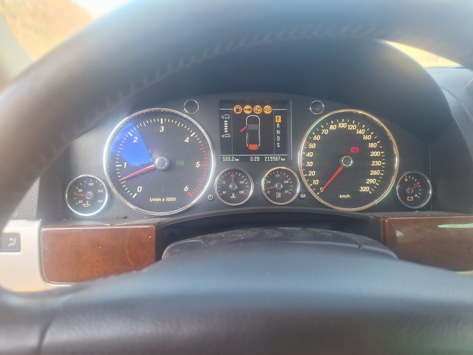 VW Touareg 5.0 TDI , автомат, 313 к.с. , 60 броя на части