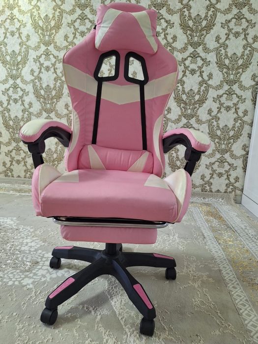 Мягкая кресло для компьютера