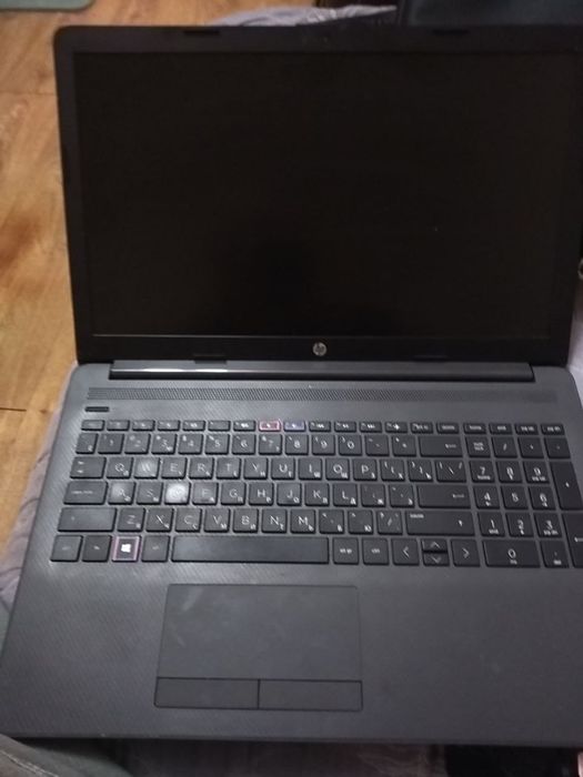 Ноутбук HP (без батореи)
