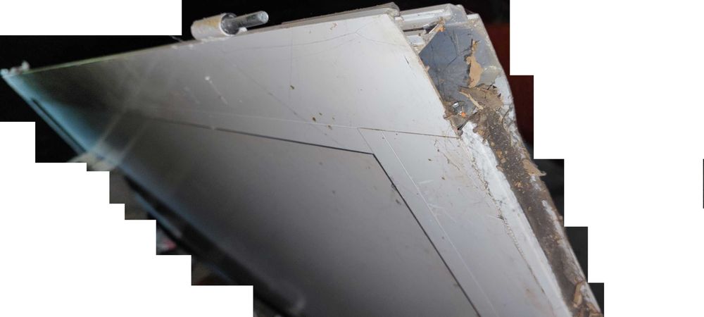 Продавам бяла алуминиева за баня