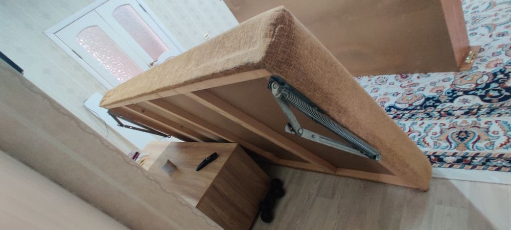 Продам Тахту 1, 20 / 2 метра