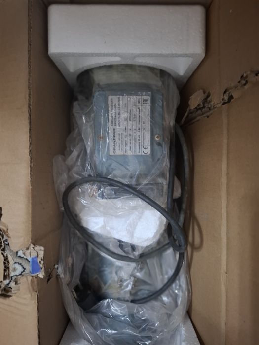 Temir suv baki  hamda Grandfar suv nasosi sotiladi